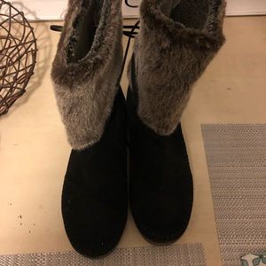 TOMS boots!